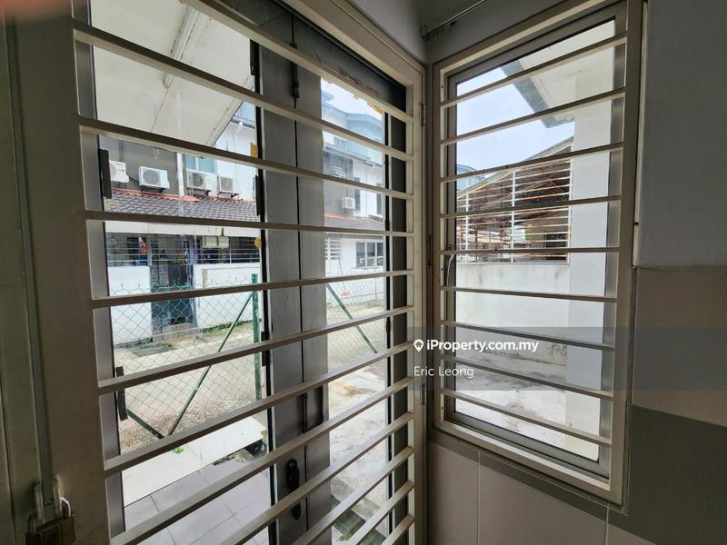 1.5-storey Terraced House for Sale in Cascadia Lake Vista, Puchong by Eric Leong - iProperty.com.my