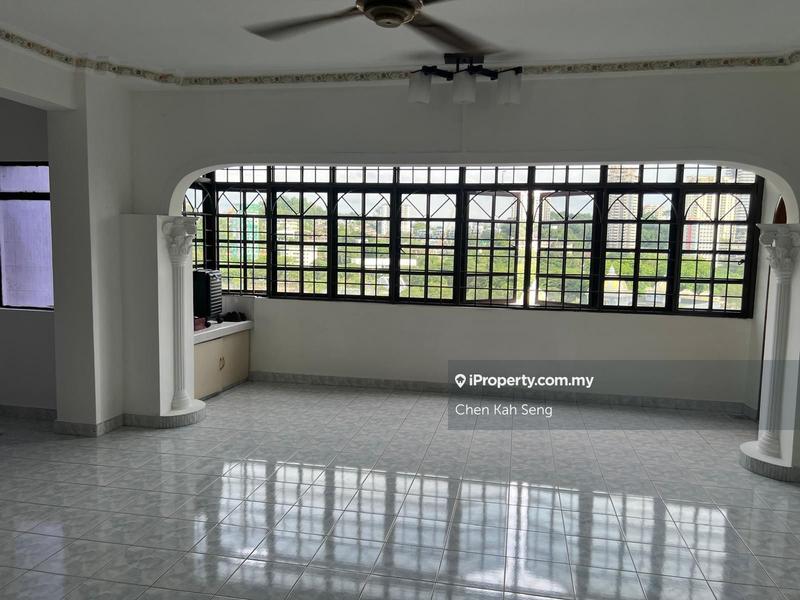 For Rent - Crescent Court