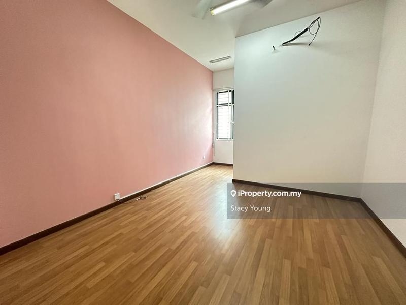 Rumah Teres 2-Tingkat untuk Dijual di Bukit Sungai Long, Bandar Sungai Long oleh Stacy Young - iProperty.com.my