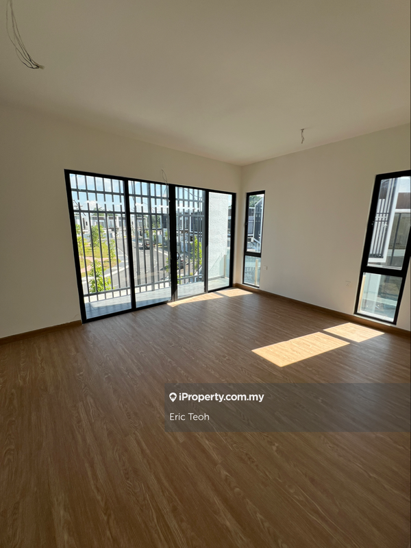 Semi-Detached House for Sale in TTDI Grove, Kajang by Eric Teoh - iProperty.com.my