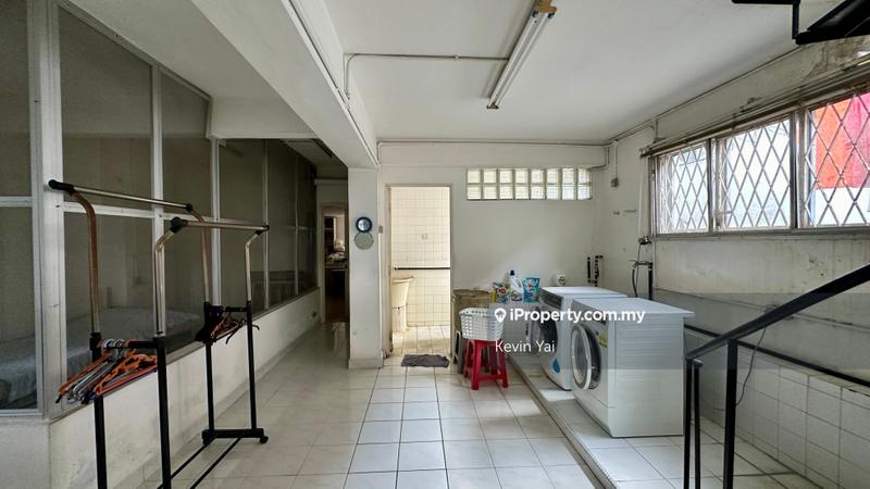 Bungalow House untuk Dijual di Taman Bukit Pantai, Bangsar oleh Kevin Yai - iProperty.com.my