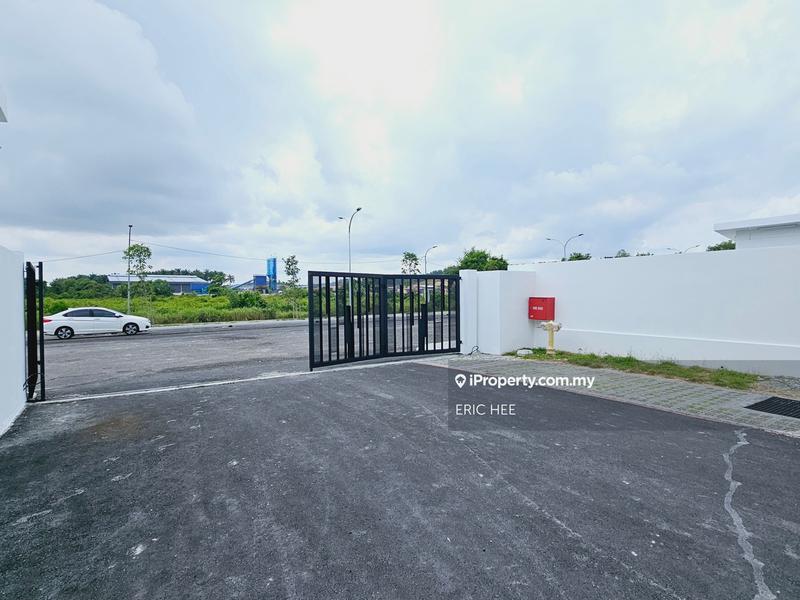 Warehouse for Sale in Factory Lot For Sale in Puncak Alam!!!, Puncak Alam by ERIC HEE - iProperty.com.my