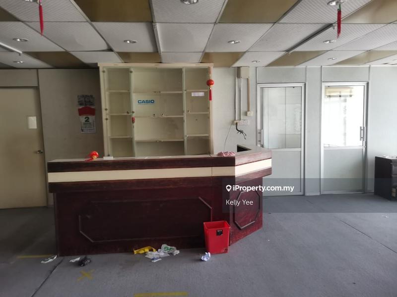 For Rent - 2 Adjoining 2nd Floor Shoplot in Taman Mutiara for Rent