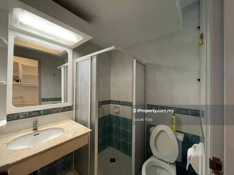 Kondominium untuk Disewa di Gurney Beach Resort oleh Lucas Foo - iProperty.com.my