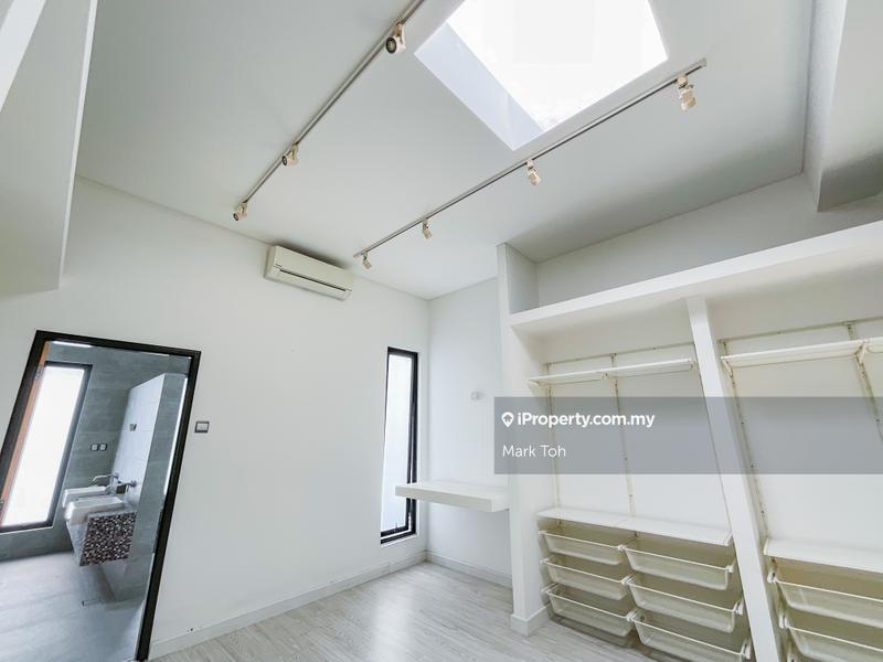 Bungalow House for Sale in Subang Heights, Subang Jaya by Mark Toh - iProperty.com.my