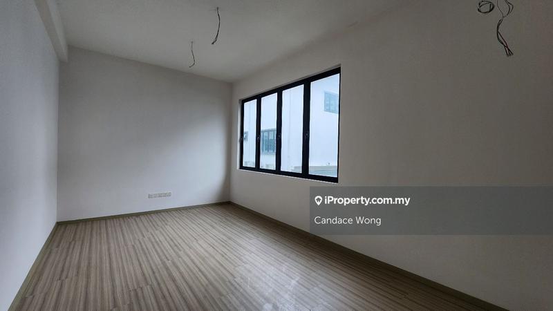 Rumah Berkembar untuk Dijual di Taman Villa Perdana, Kajang oleh Candace Wong - iProperty.com.my