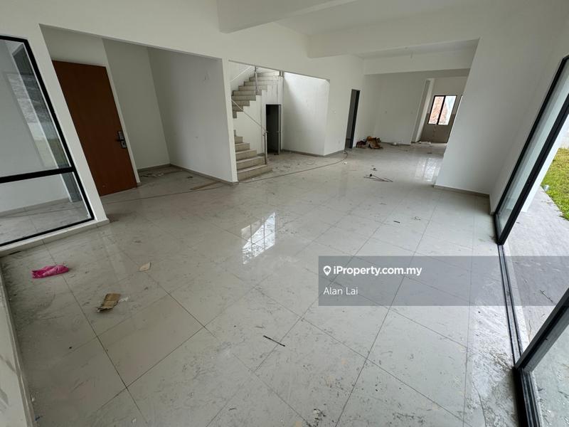 Banglo untuk Dijual di Taman Tropika, Bangi oleh Alan Lai - iProperty.com.my