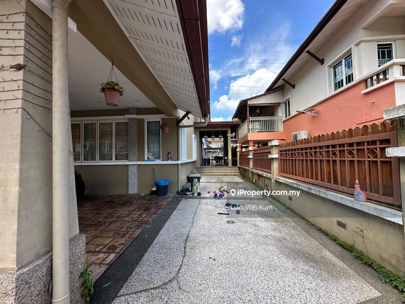 Rumah Berkembar untuk Dijual di Taman Astana Gemilang, Batu Caves oleh Lian Wei Kian - iProperty.com.my