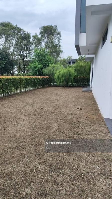 Rumah Berangkai 3 Tingkat untuk Dijual di Bandar Nusaputra, Puchong oleh Ann - iProperty.com.my