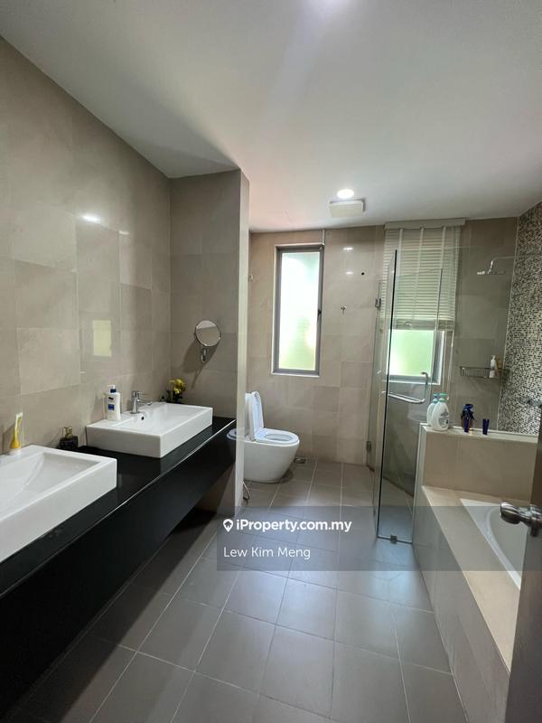 Rumah Berkembar untuk Dijual di awxkn, Damansara Damai oleh Lew Kim Meng - iProperty.com.my