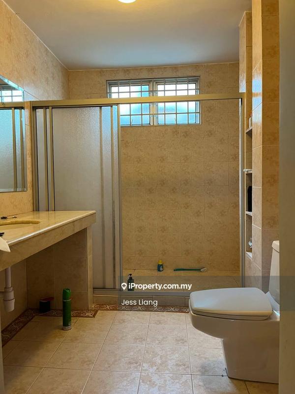 Semi-Detached House for Sale in Kelana Jaya, Petaling Jaya by Jess Liang - Bathroom - iProperty.com.my