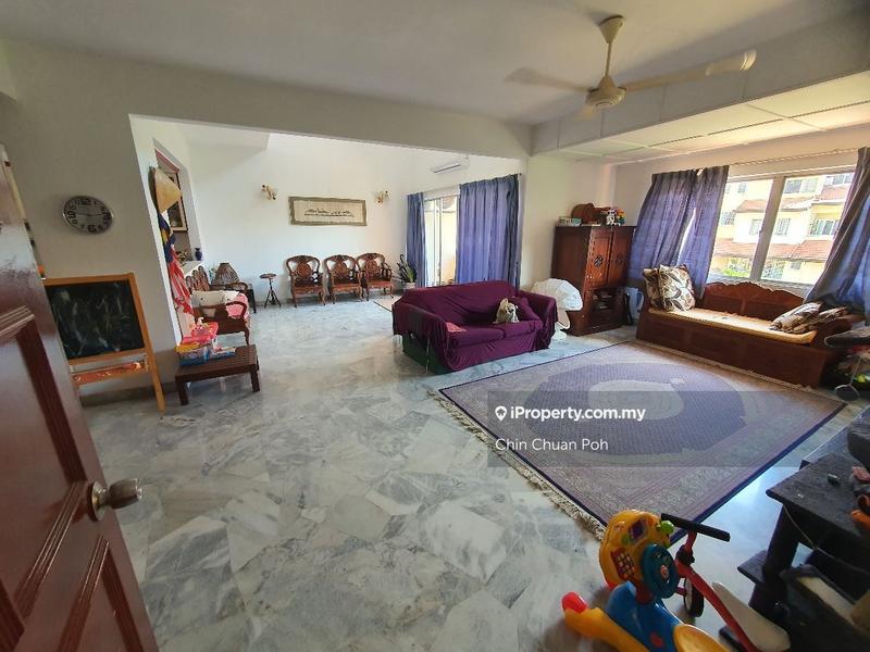 For Sale - Villa Flora