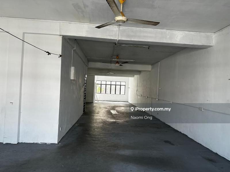 Kedai-Pejabat untuk Disewa di Bandar Tasik Kesuma, Beranang oleh Naomi Ong - iProperty.com.my