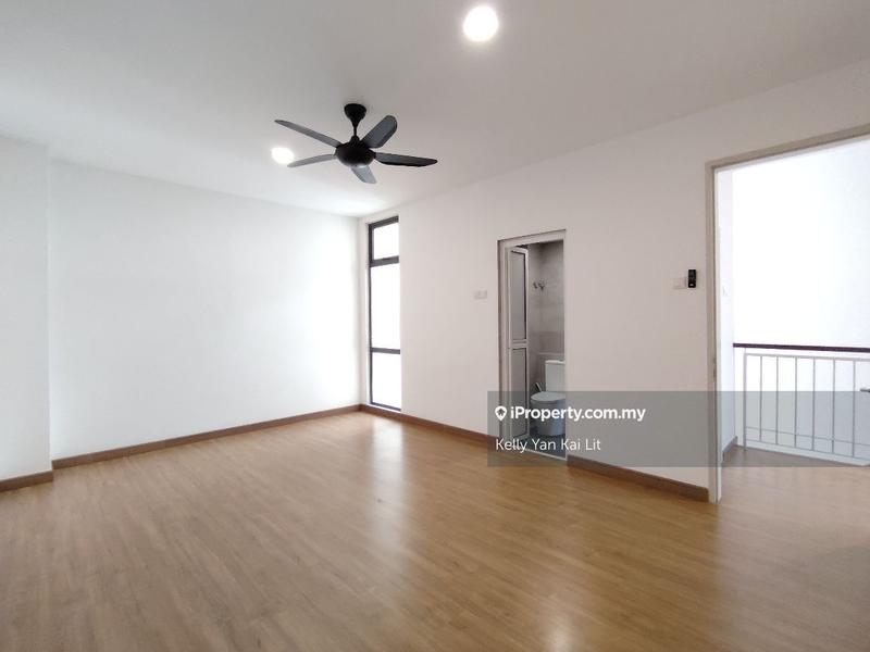 Rumah Teres 3-Tingkat untuk Dijual di Park Residence, Seri Kembangan oleh Kelly Yan Kai Lit - iProperty.com.my