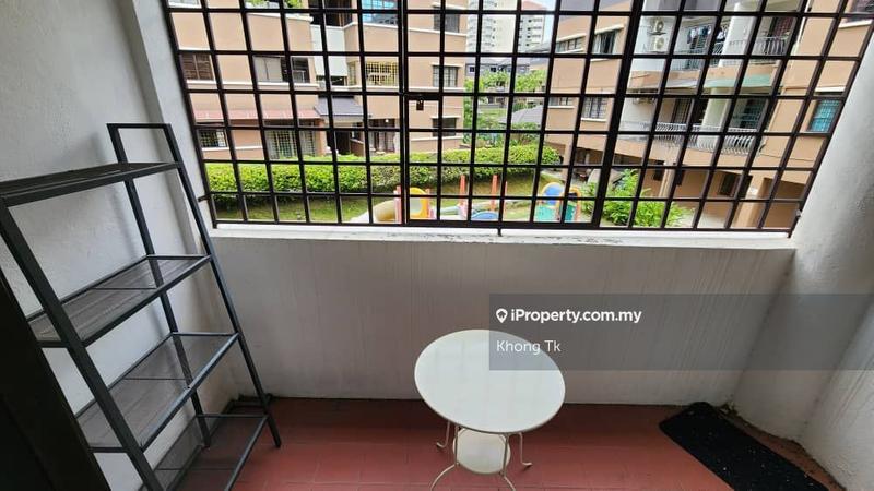 For Rent - Villa OUG