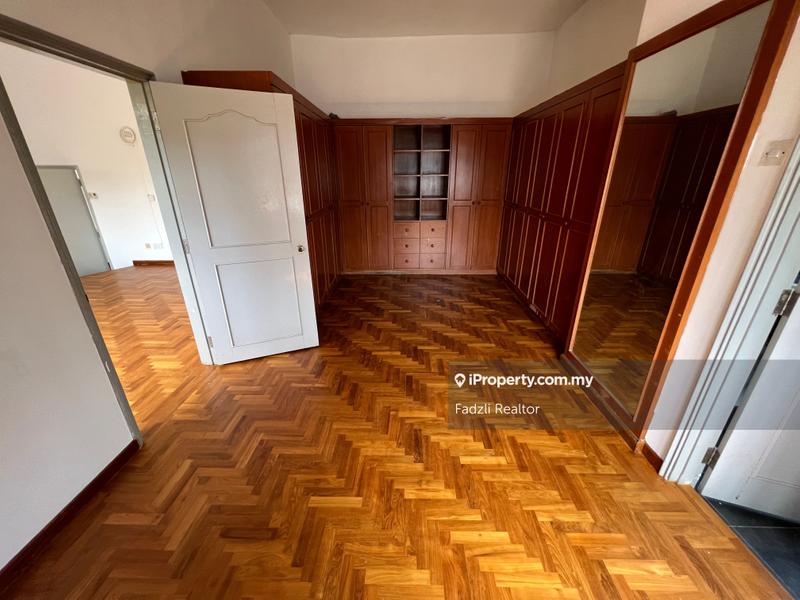 Bungalow House for Sale in Taman TAR (Tun Abdul Razak), Ampang by Fadzli Realtor - iProperty.com.my