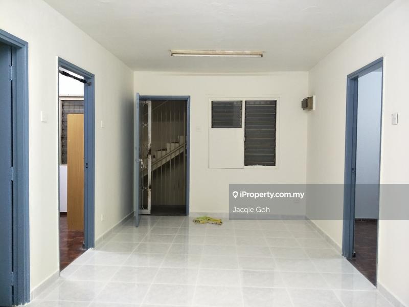For Sale - Seksyen 2 Wangsa Maju Flat