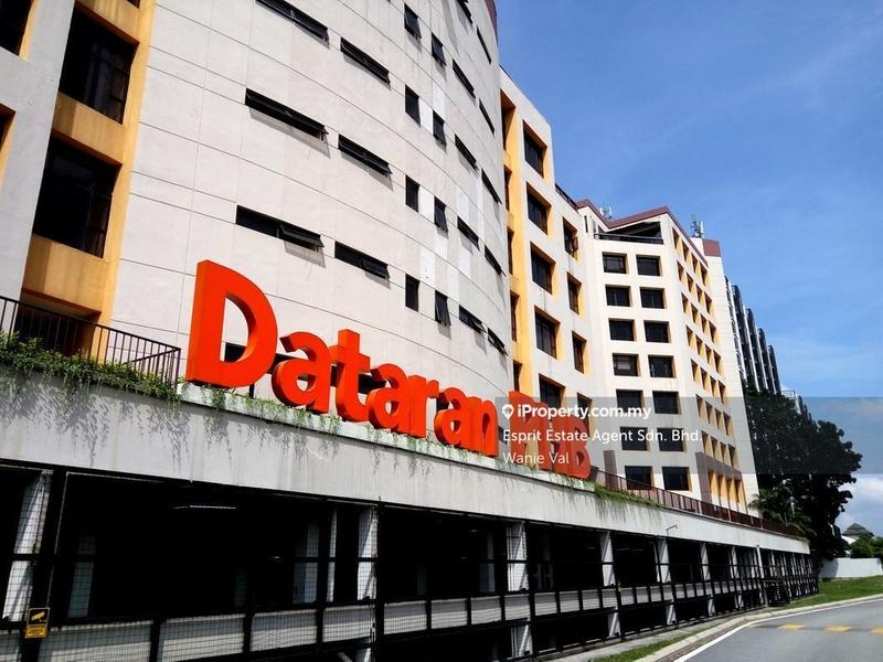 Pejabat untuk Disewa di Dataran PHB Saujana Shah Alam, Shah Alam oleh Wanie Val - iProperty.com.my