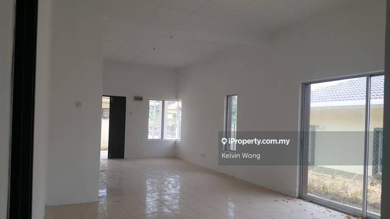 Rumah Berkembar untuk Dijual di Telok Panglima Garang, Selangor oleh Kelvin Wong - iProperty.com.my