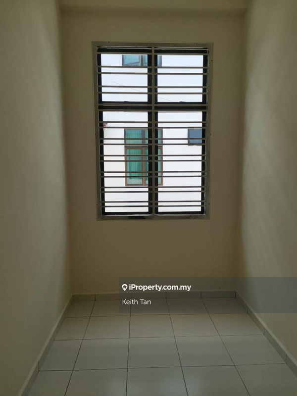 2.5-storey Terraced House for Sale in Taman Ozana Residence, Ayer Keroh by Keith Tan - iProperty.com.my