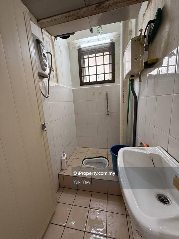 Flat for Sale in Sri Intan by Yuki Yew - iProperty.com.my