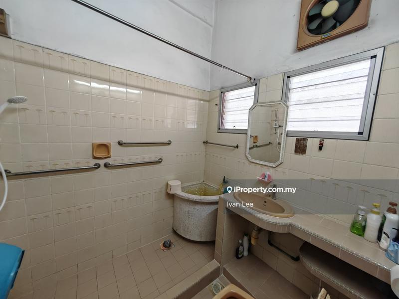 Bungalow House for Sale in SS2, Petaling Jaya by Ivan Lee - iProperty.com.my