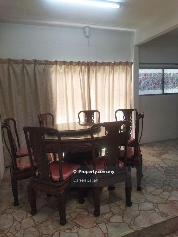 Semi-Detached House for Sale in Permai Jaya, Tanjung Bungah by Darren Jalleh - Side door at dining area - iProperty.com.my