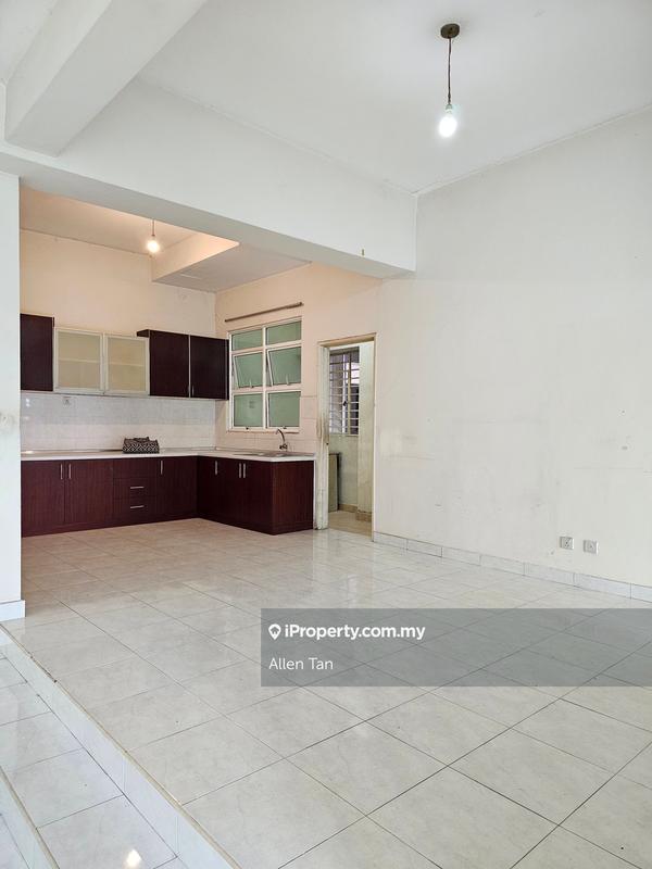 Condominium for Sale in Sterling by Allen Tan - iProperty.com.my