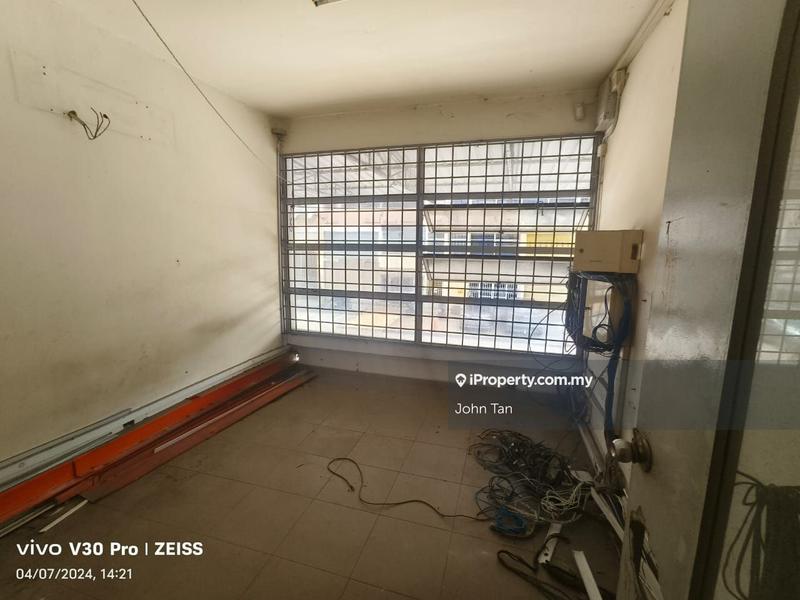 For Sale - (108x100|Cargo Lift|Renovated|Corner|Freehold) Kepong @ Sri Ehsan 2.5sty Factory