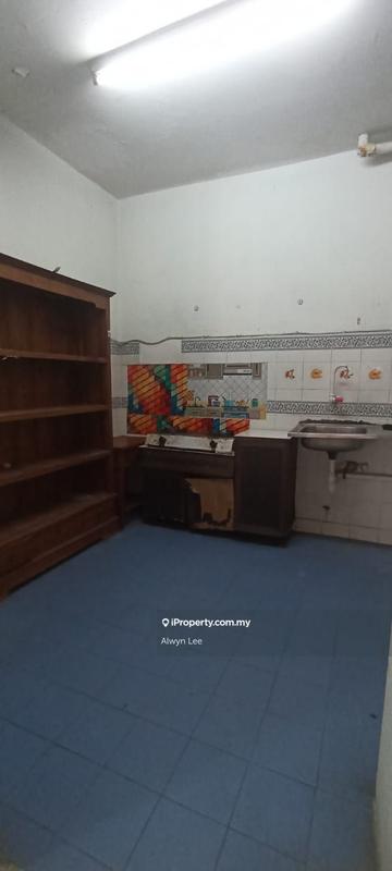 Apartment for Sale in Sri Anggerik 2 by Alwyn Lee - iProperty.com.my