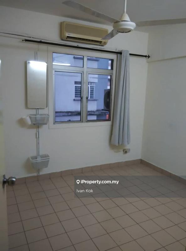 For Sale - Perdana Exclusive