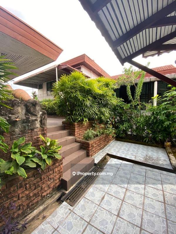 Bungalow House for Sale in SS19, Subang Jaya by Celia Tan - iProperty.com.my