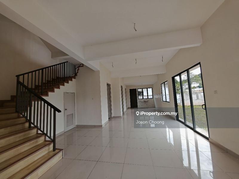 Rumah Teres 3-Tingkat untuk Dijual di Taman Anggun 3, Rawang oleh Joson Choong - iProperty.com.my