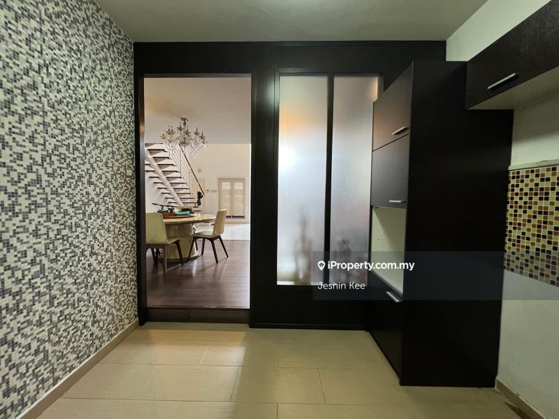 3-storey Terraced House for Sale in Lake Fields, Sungai Besi by Jesnin Kee - iProperty.com.my