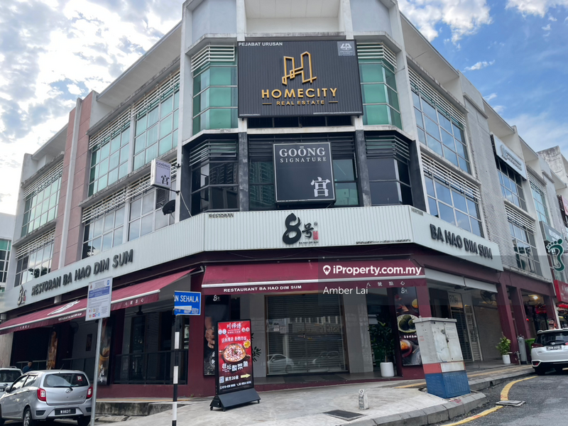 For Rent - 3 Storey Corner Shop