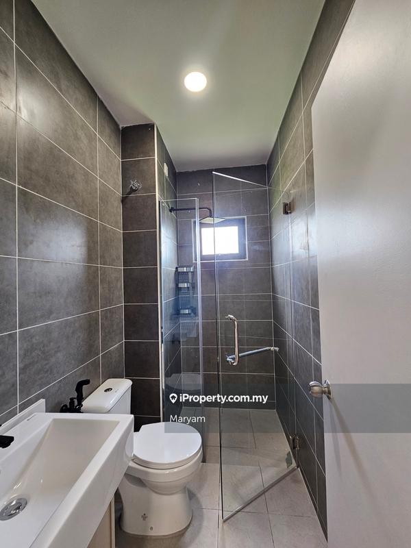 Rumah Berangkai 2 Tingkat untuk Dijual di Cyberjaya, Selangor oleh Maryam - iProperty.com.my