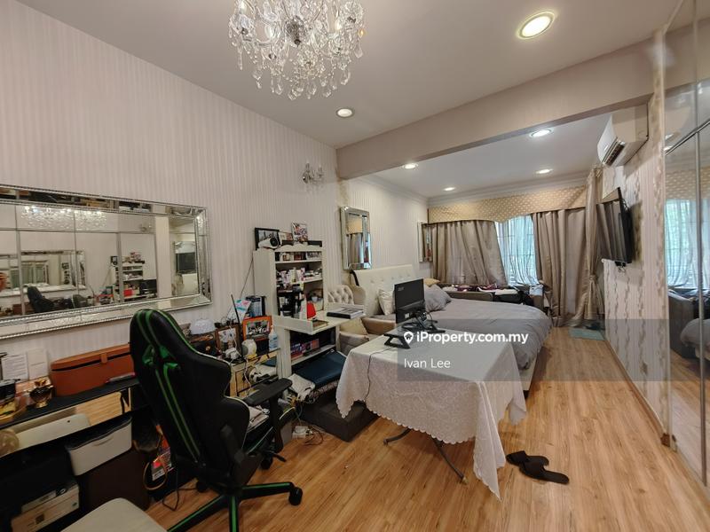 Rumah Berkembar untuk Dijual di Kelana Jaya, Petaling Jaya oleh Ivan Lee - iProperty.com.my