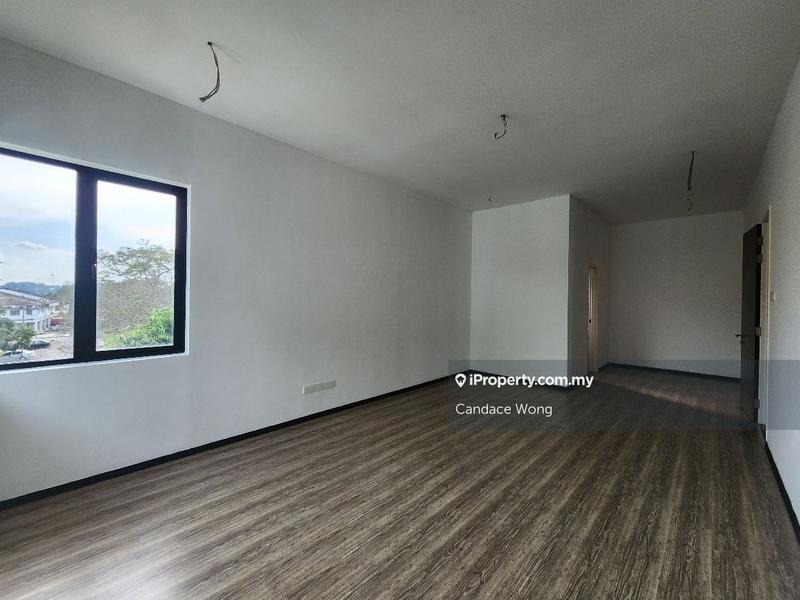 Rumah Berkembar untuk Dijual di Taman Villa Perdana, Kajang oleh Candace Wong - iProperty.com.my