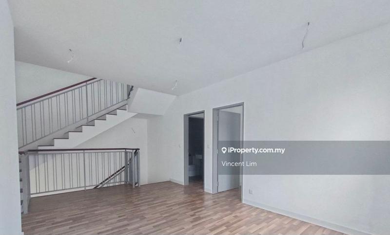 3-storey Terraced House for Sale in Lakefield Residence, Kajang by Vincent Lim - iProperty.com.my