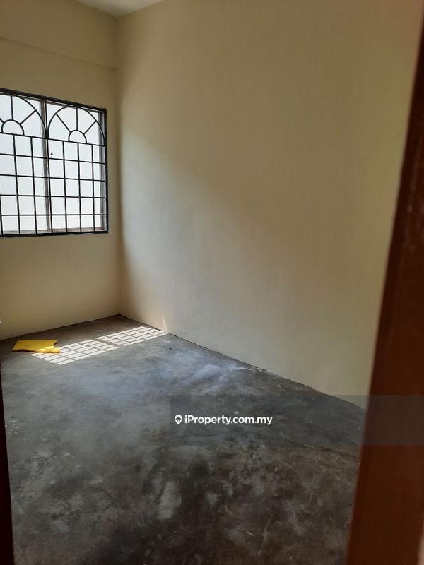 Rumah Berangkai 2 Tingkat untuk Dijual di Berjaya Park, Shah Alam oleh Joanne Khoo - iProperty.com.my