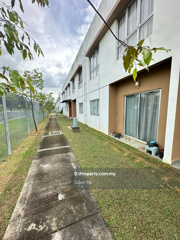 Townhouse for Sale in Casa Bluebell Cybersouth, Dengkil by Grant Yip - iProperty.com.my