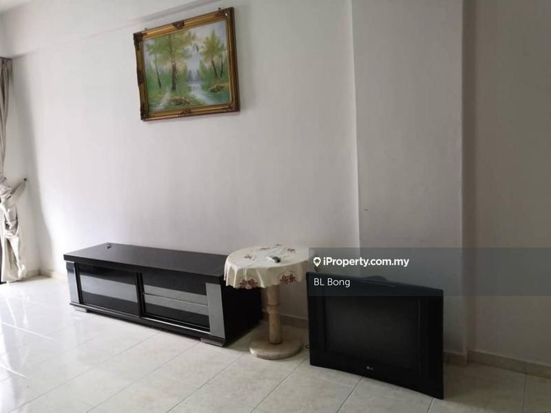 Kondominium untuk Dijual di Cheng Heights oleh BL Bong - iProperty.com.my