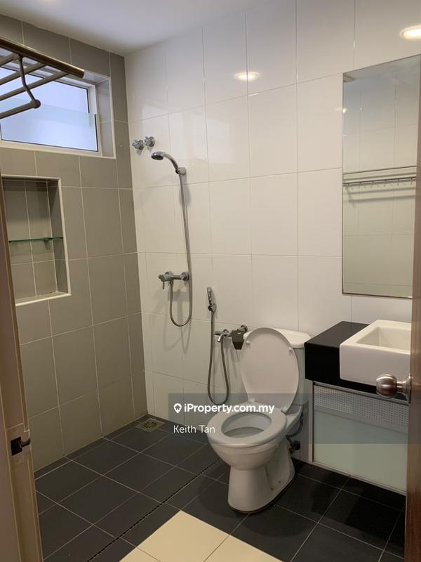 3-storey Terraced House for Sale in Laman Klebang, Klebang by Keith Tan - iProperty.com.my