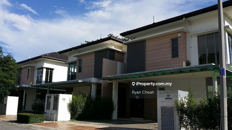 Rumah Berkembar untuk Dijual di Sutera Damansara, Gloria Residences, Damansara Damai oleh Ryan Cheah - iProperty.com.my