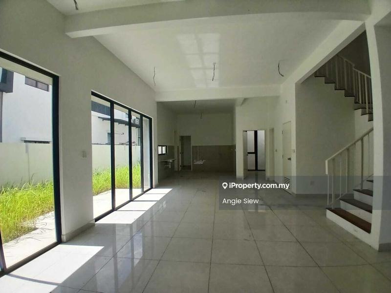 Semi-Detached House for Sale in Kuang, Rawang by Angie Siew - Living Room - iProperty.com.my