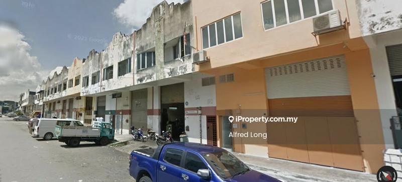 Terrace Factory for Rent in Kawasan Perindustrian Balakong, Balakong by Alfred Long - Exterior - iProperty.com.my