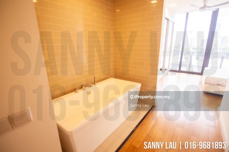 For Sale - 6 CapSquare