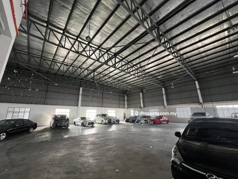 For Sale - Kempas Utama 1.5 Storey Detached Factory ( Corner Lot )