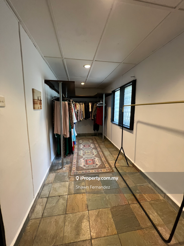 Bungalow House for Sale in g6yee, Petaling Jaya by Shawn Fernandez - iProperty.com.my