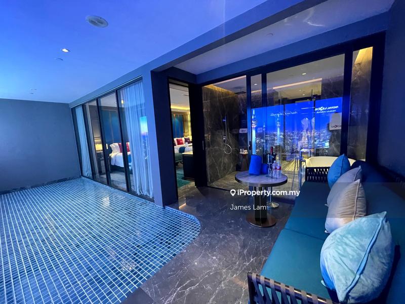 For Sale - Royal Lexis